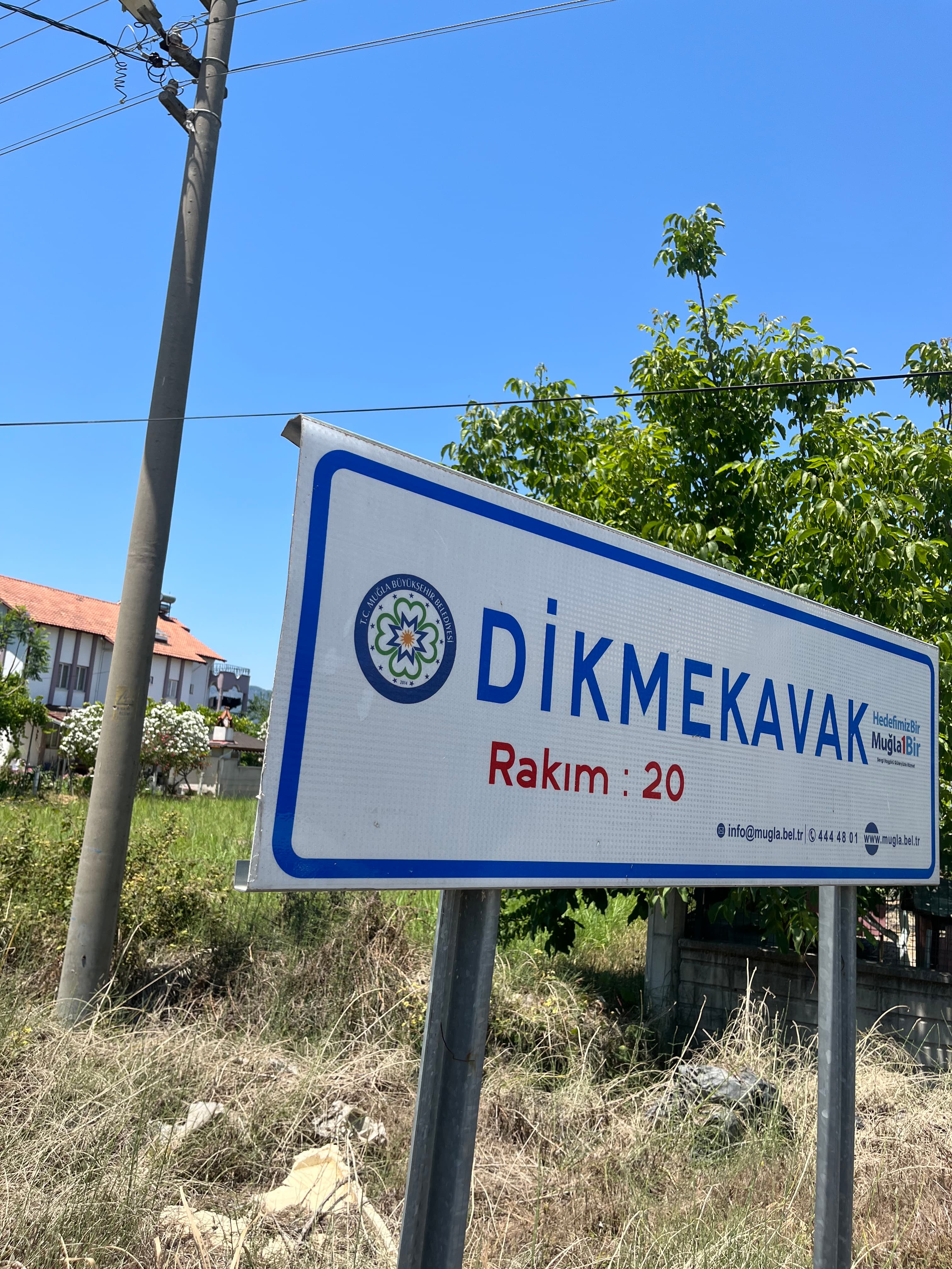 Ortaca Dikmekavak mahallesinde satılık imarlı arsa